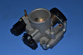 Дроссель 2110-15 в сборе с датчиком (ДААЗ)