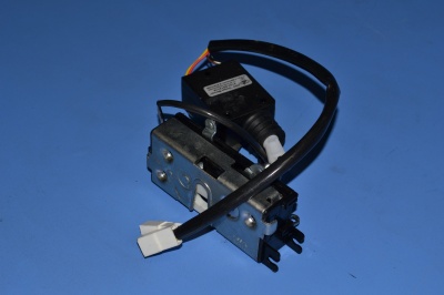 Замок двери 2123 Шевроле-Нива перед лев (ДААЗ)