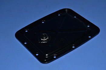 Крышка КПП 2123 (нижняя) 