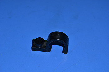 Скоба крепления топл.трубок большая 1118,2108,2110,2170 (пластик)