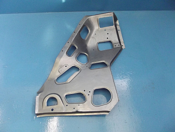 Усилитель крыла 3302 С/О левый голый (панель передка)