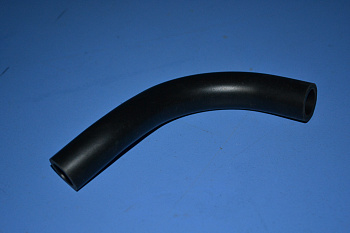 Патрубок сапуна 2111 ( 8кл инж) верхний