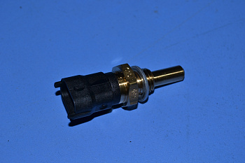 Датчик температуры 245 дв 3309 Е-3 /5344 дв  охлаж жид-ти BOSCH (281002209)