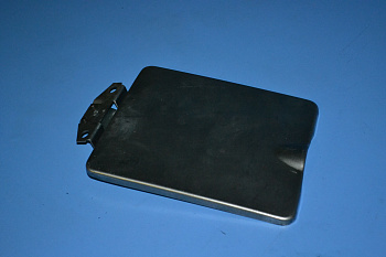 Крышка люка б/бака 2115 