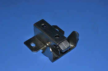 Защелка багажника 21099 