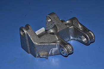 Кронштейн генератора 2112,2170 16кл нижний опоры двигателя