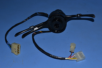 Переключатель подрулевой 2104-07 (125.3709) П-903 (на 1 полож.) 3х рычажный